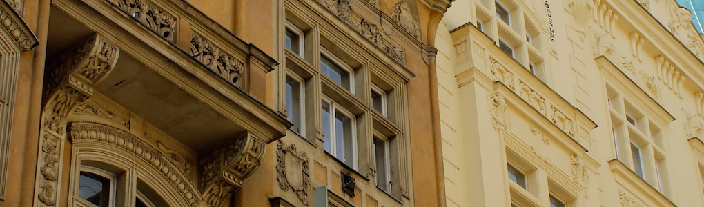 Regex: Escaping Slashes buildings in czech